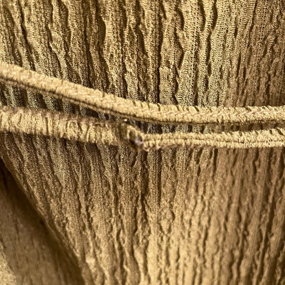 SHEIN~OLIVE DRESS~SLEEVELESS~ - Picture 8 of 8